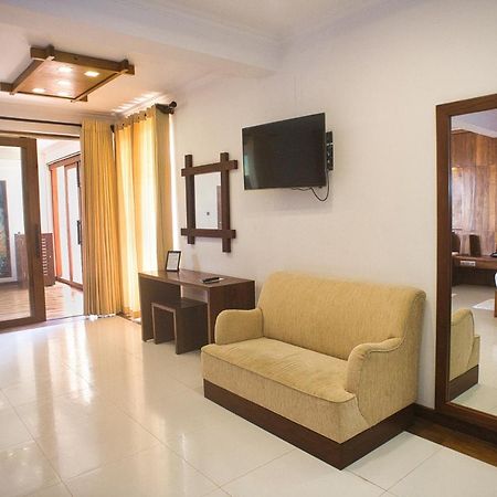 Watergate Resort Unawatuna Exterior photo