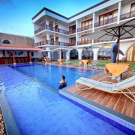 Watergate Resort Unawatuna Exterior photo