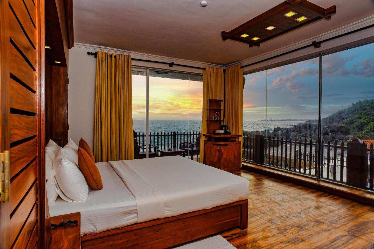 Watergate Resort Unawatuna Exterior photo