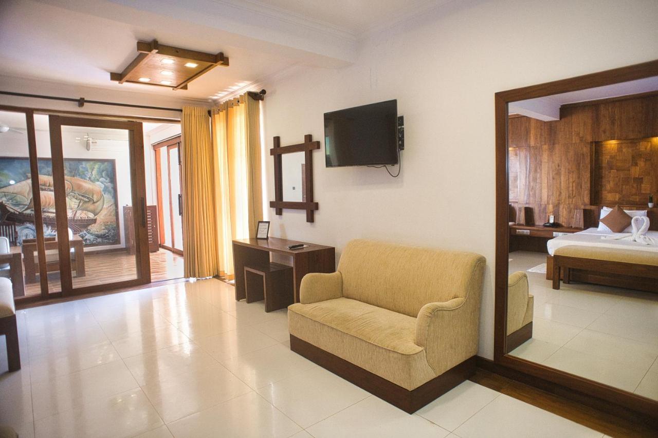 Watergate Resort Unawatuna Exterior photo