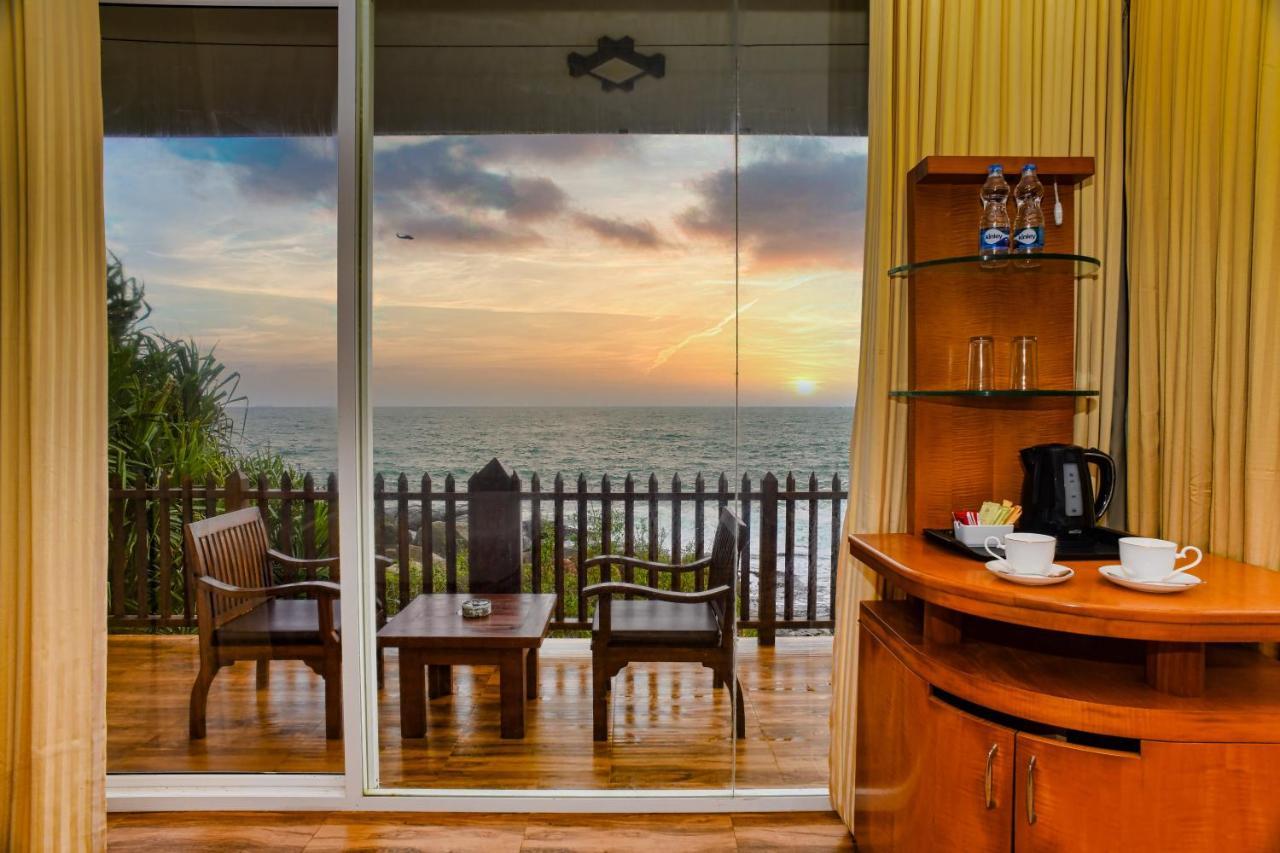 Watergate Resort Unawatuna Exterior photo