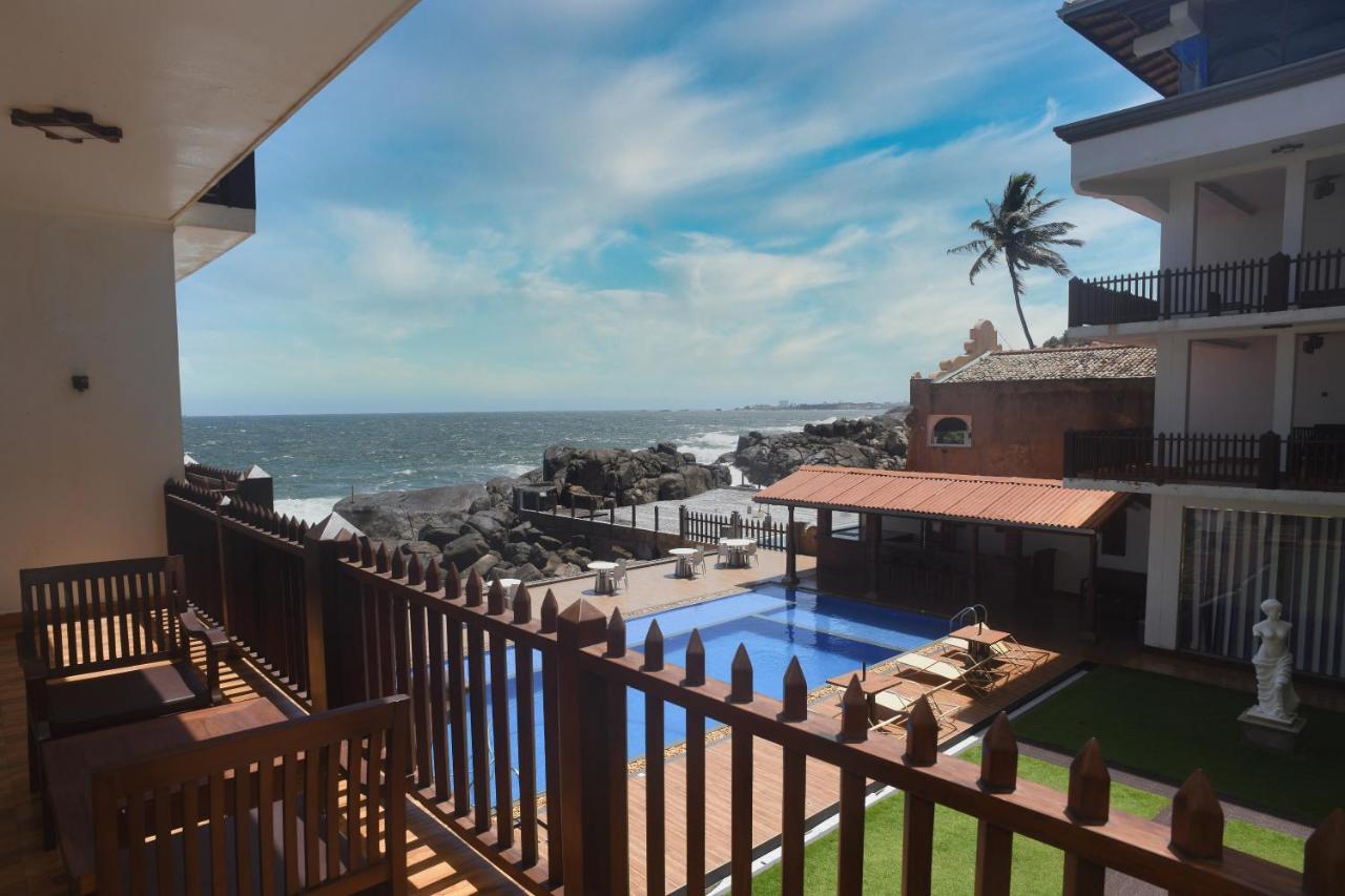Watergate Resort Unawatuna Exterior photo