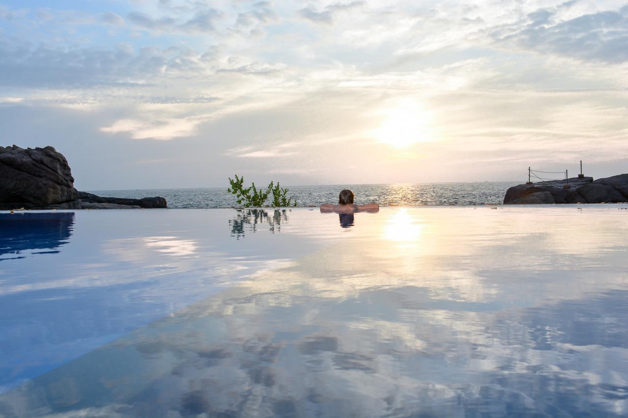 Watergate Resort Unawatuna Exterior photo