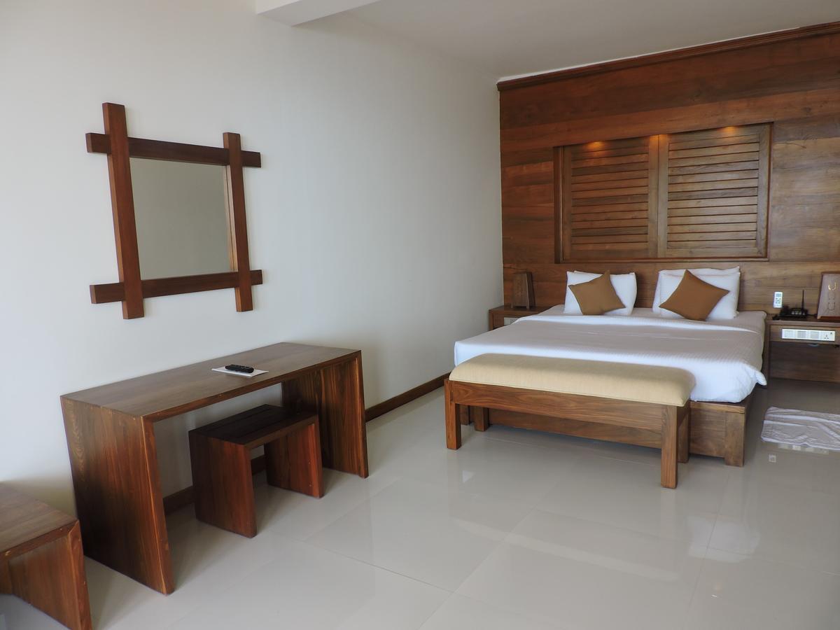 Watergate Resort Unawatuna Exterior photo