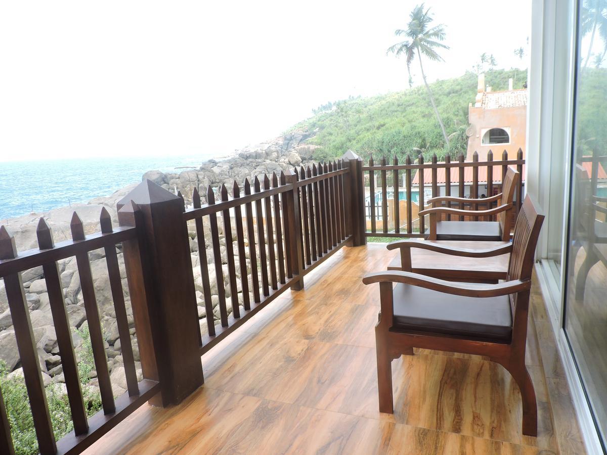 Watergate Resort Unawatuna Exterior photo