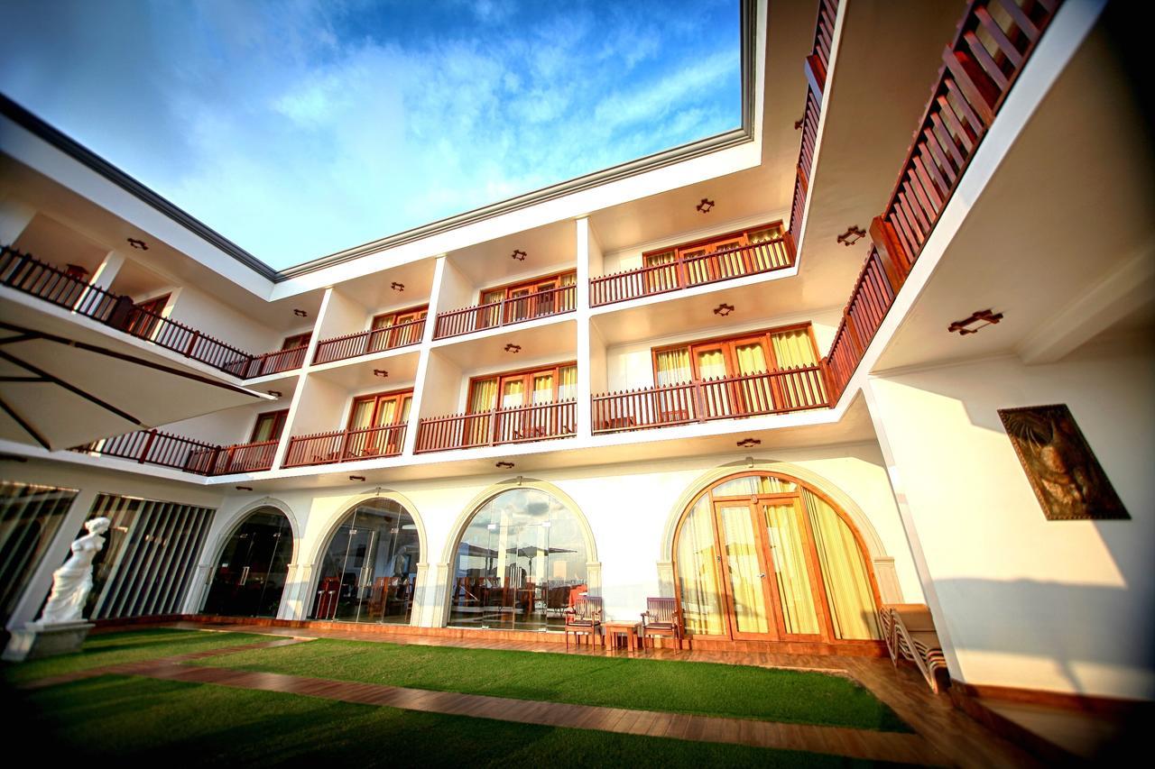 Watergate Resort Unawatuna Exterior photo
